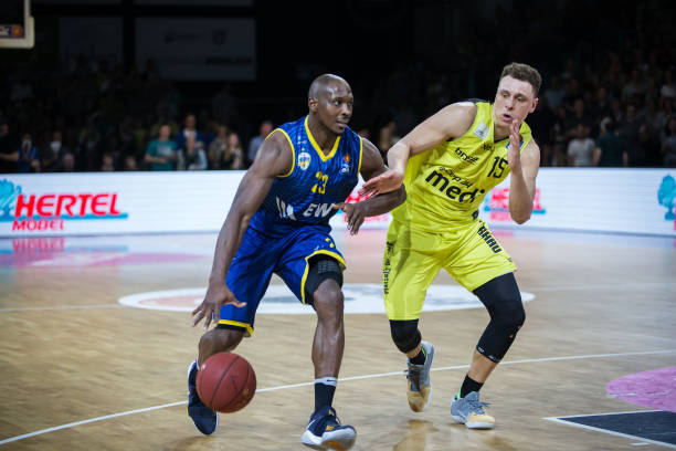 激发了各队 激发了各队