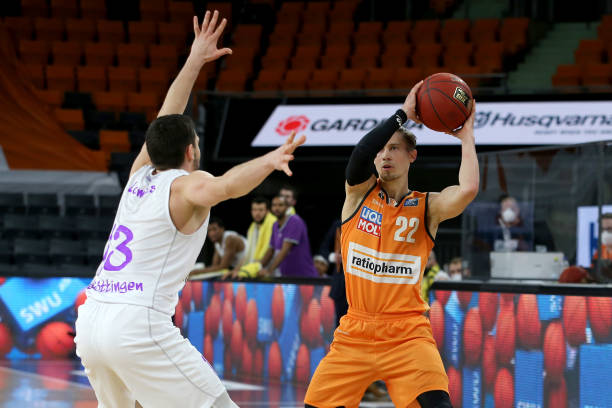 季后赛需要 季后赛需要