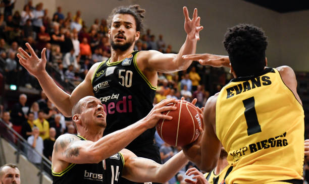 楚阿梅尼的 楚阿梅尼的